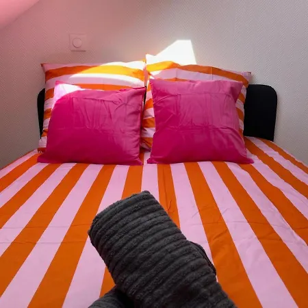 B2 - 2 Personnes - - Stationnement Gratuit - Ideal Deplacement Professionnel Apartment